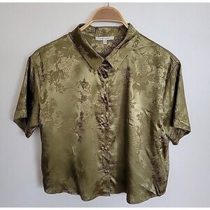 Cozy Casual Jacquard Satin Top Medium Olive Green Cropped Button Up Quiet Luxury
